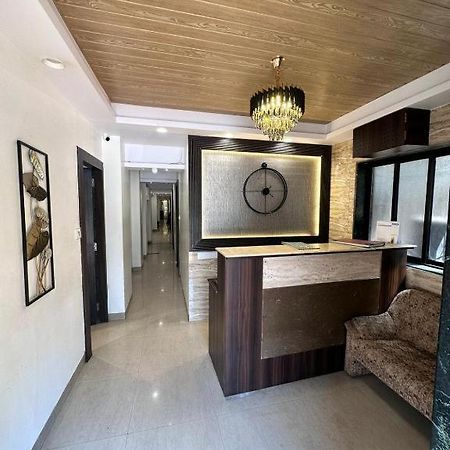 Kalpana Residency - Near Us Embassy Hotel Mumbai Exterior photo